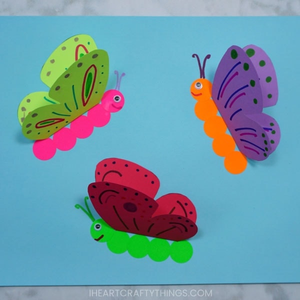 Learn how to make this simple 3D paper butterfly craft. It's a simple and colorful spring craft that kids of all ages will love. Kids will adore using their creativity to design the wings of their colorful butterflies. Free butterfly wings template available for download.